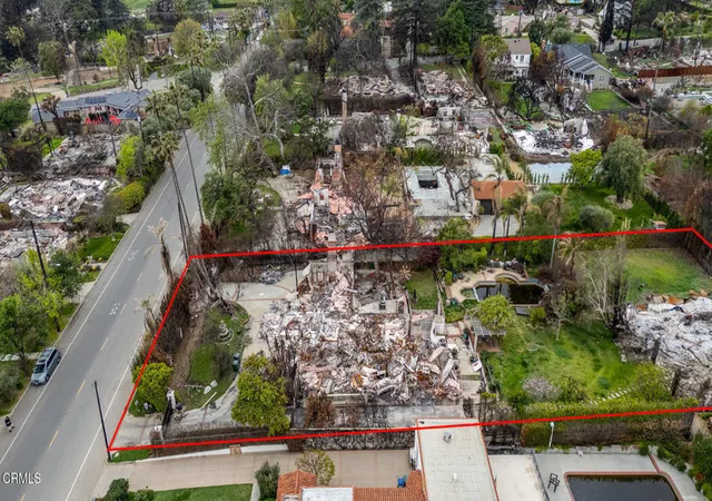 2nd image of 1691 E Mendocino St, Altadena, CA 91001 | MLS# P1-27464