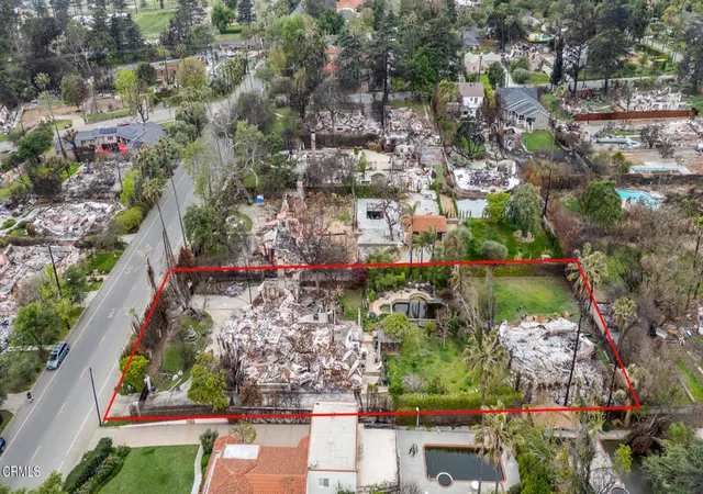 3rd image of 1691 E Mendocino St, Altadena, CA 91001 | MLS# P1-27464