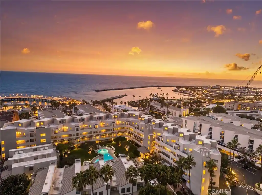Listing Photo 1 - Condo for sale in 510 The Vlg located at 510 The Vlg, Redondo Beach, CA 90277 - Unit #409
