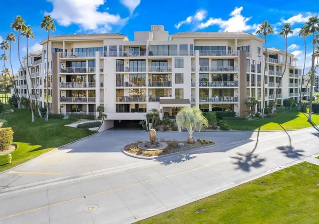 3rd image of 910 Island Dr #408, Rancho Mirage, CA 92270 | MLS# 219148811DA