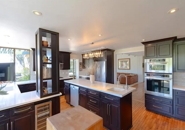4th image of 2590 Caminito Porthcawl, La Jolla, CA 92037 | MLS# 260013628SD