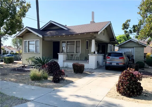 Homes for sale in Long Beach, CA | 701 E Vernon, Long Beach, CA 90806 | MLS# PW26121284