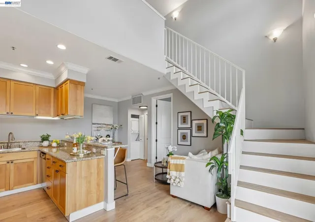 2nd image of 2330 University Ave #330, East Palo Alto, CA 94303 | MLS# 41137278