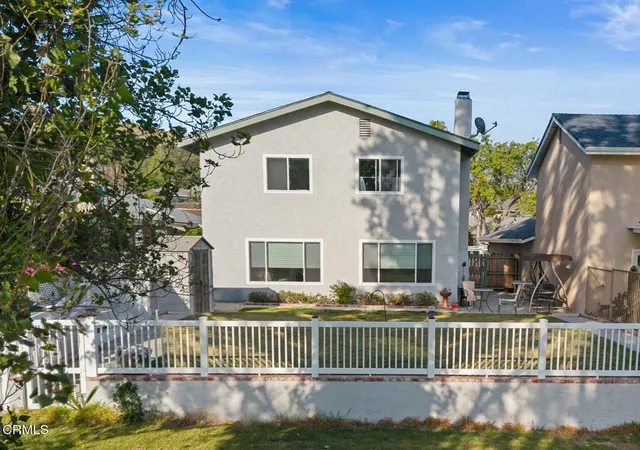 Homes for sale in Agoura Hills, CA | 5935 Lake Lindero Dr, Agoura Hills, CA 91301 | MLS# V1-36823