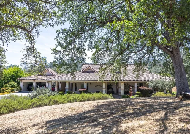 Homes for sale in Raymond, CA | 1087 Ben Hur Road, Raymond, CA 93653 | MLS# FR26121421
