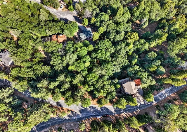 5th image of 30308 Leprechaun, Running Springs, CA 92382 | MLS# IG26119730