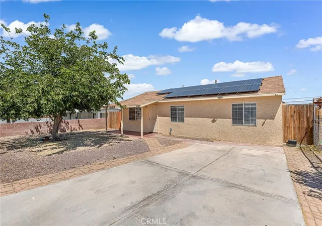 Photo 2 of Single family home for sale at 25380 Anderson Ave, Barstow, CA 92311 | MLS# HD26122374 | Listing updated on 2026-09-26
