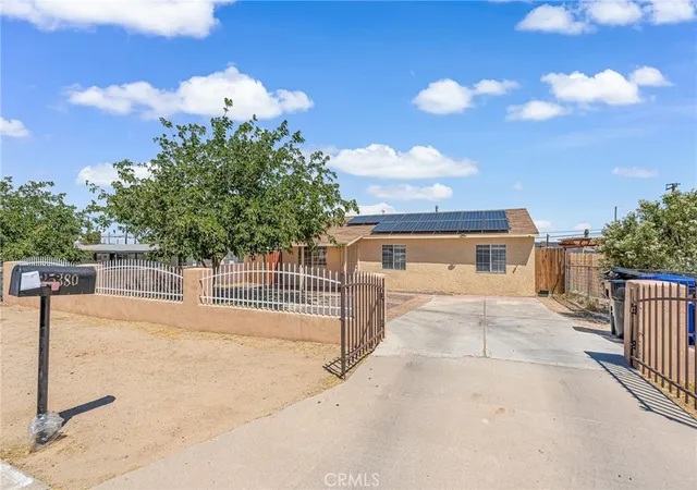 Photo 3 of Single family home for sale at 25380 Anderson Ave, Barstow, CA 92311 | MLS# HD26122374 | Listing updated on 2026-09-26