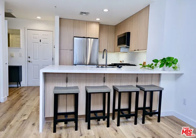 Homes for sale in Playa Vista, CA | 13200 Pacific #212, Playa Vista, CA 90094 | MLS# 26842587