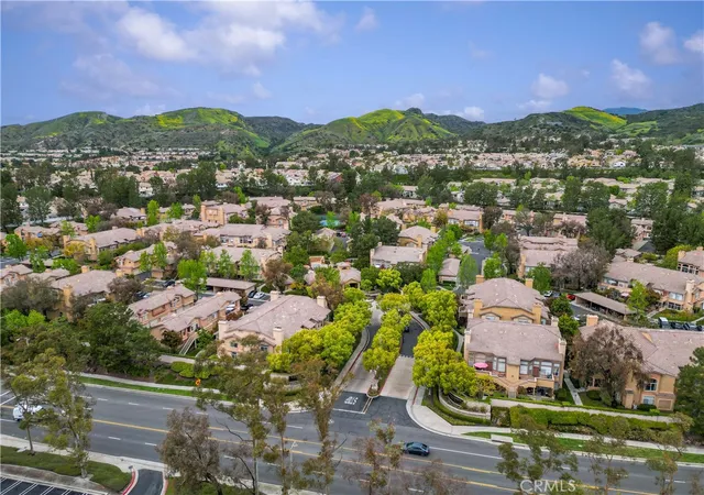 11th image of 19431 Rue De Valore #39D, Lake Forest, CA 92610 | MLS# TR26118076