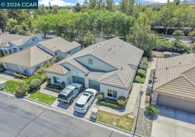 Photo 2 of Single family home for sale at 1630 Jubilee Dr, Brentwood, CA 94513 | MLS# 41137294 | Listing updated on 2026-10-02