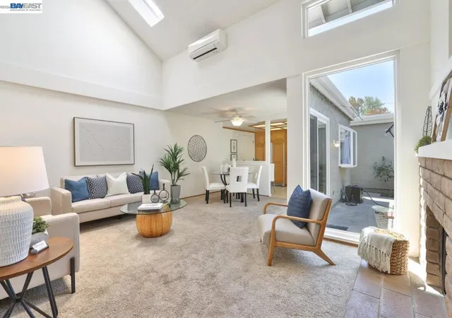 4th image of 1327 Star Bush Ln, San Jose, CA 95118 | MLS# 41137301