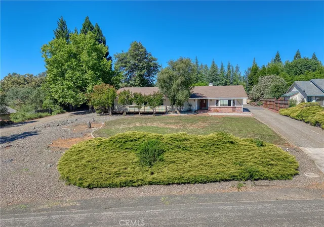 Photo 2 of Single family home for sale at 3223 Compton Ave, Lakeport, CA 95453 | MLS# LC26107860 | Listing updated on 2026-10-03