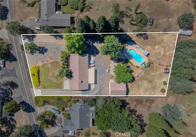 Photo 3 of Single family home for sale at 3223 Compton Ave, Lakeport, CA 95453 | MLS# LC26107860 | Listing updated on 2026-10-03