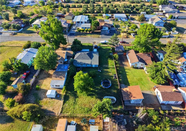 Photo 3 of Single family home for sale at 1059 Thermalito Ave, Oroville, CA 95965 | MLS# OR26122626 | Listing updated on 2026-06-06