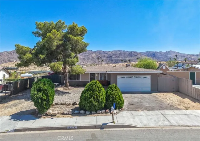 2nd image of 73073 Sun Valley, Twentynine Palms, CA 92277 | MLS# JT26122293