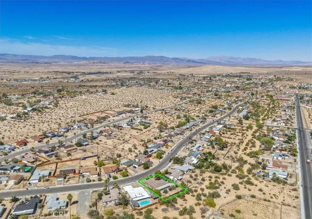 45th image of 73073 Sun Valley, Twentynine Palms, CA 92277 | MLS# JT26122293