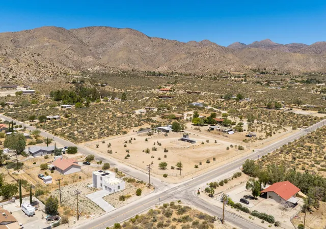23rd image of 10860 Juniper Ave, Morongo Valley, CA 92256 | MLS# 219148819DA