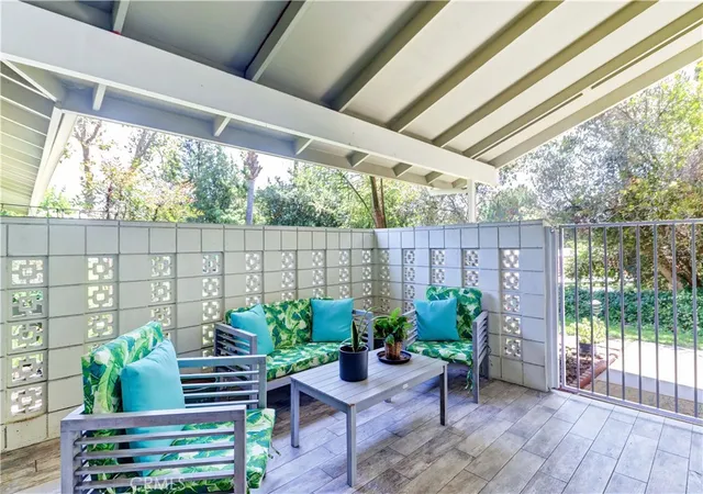 Homes for sale in Laguna Woods, CA | 197 Avenida Majorca #B, Laguna Woods, CA 92637 | MLS# OC26122648