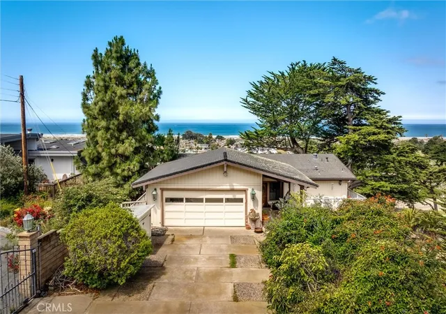 Homes for sale in Morro Bay, CA | 2991 Juniper, Morro Bay, CA 93442 | MLS# SC26116913