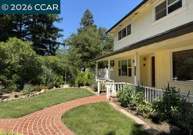 2nd image of 220 Tumbleweed Ct, Clayton, CA 94517 | MLS# 41137311