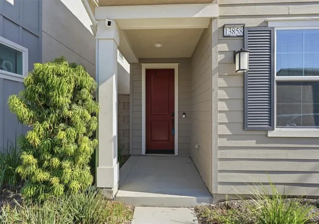 2nd image of 13858 Sedum Ln, Fontana, CA 92336 | MLS# IG26105726