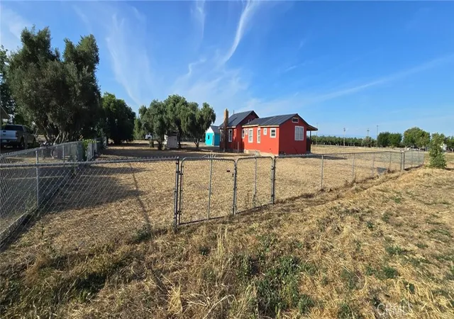 4th image of 11315 Childs, Le Grand, CA 95333 | MLS# MC26122696