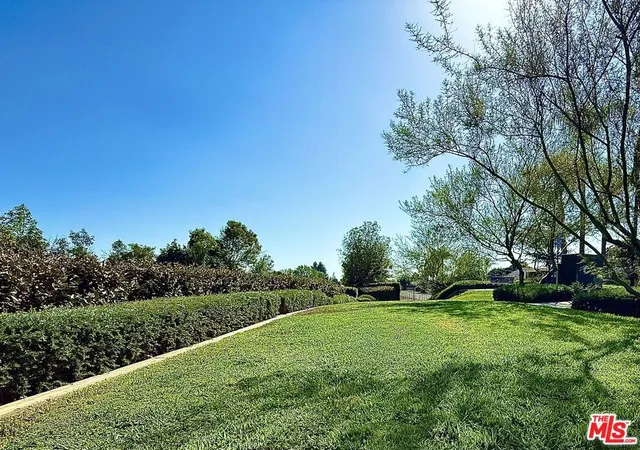 Listing Photo 2 - Condo for sale in building located at 1019 Hudson Ln, West Covina, CA 91790 - Unit #