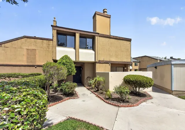 Homes for sale in Anaheim, CA | 1381 S Walnut #2304, Anaheim, CA 92802 | MLS# OC26122352