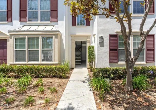 Photo 3 of Condo for sale at 5338 Gillespie St, Ventura, CA 93003 | MLS# V1-36828 | Listing updated on 2026-07-10
