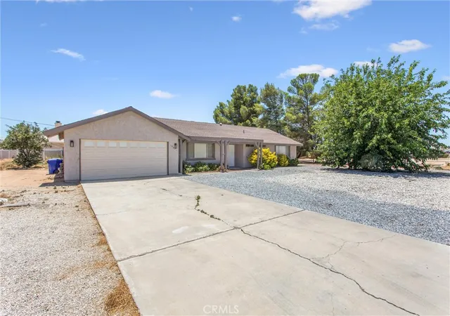 Photo 2 of Single family home for sale at 19891 Talihina Rd, Apple Valley, CA 92307 | MLS# IG26122341 | Listing updated on 2026-10-09