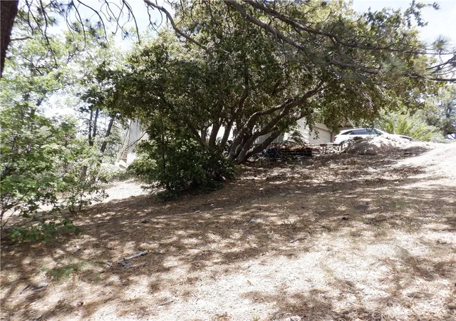 Photo 4 of Land for sale at 0 Holcomb Crk, Green Valley Lake, CA 92341 | MLS# IV26122871 | Listing updated on 2026-06-05