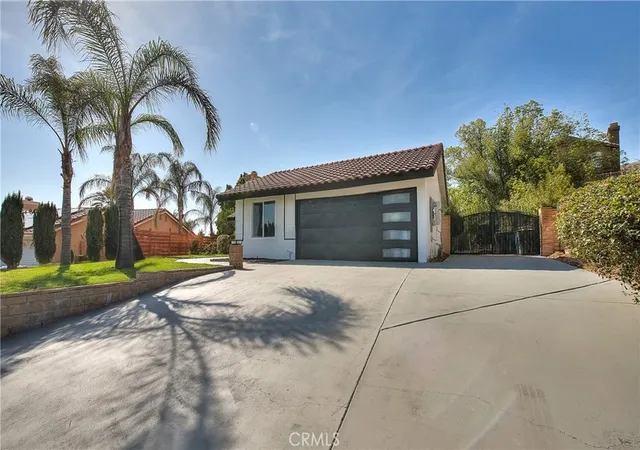 3rd image of 3082 Lynwood Dr, Highland, CA 92346 | MLS# IV26122885