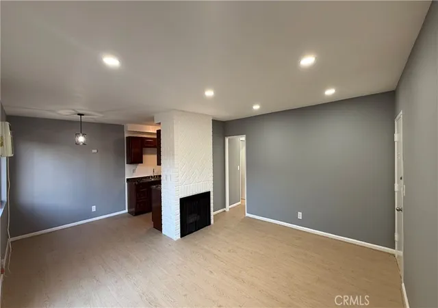 3rd image of 9054 Willis Ave #21, Panorama City, CA 91402 | MLS# MB26122889