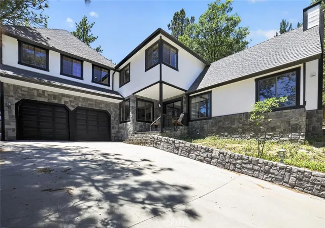 Homes for sale in Lake Arrowhead, CA | 1198 Montreal Dr, Lake Arrowhead, CA 92352 | MLS# SR26122818