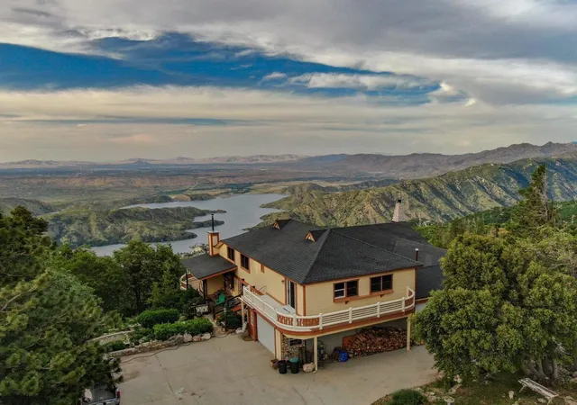 Homes for sale in Cedarpines Park, CA | 194 Cedar Lake Dr, Cedarpines Park, CA 92322 | MLS# 219148838DA