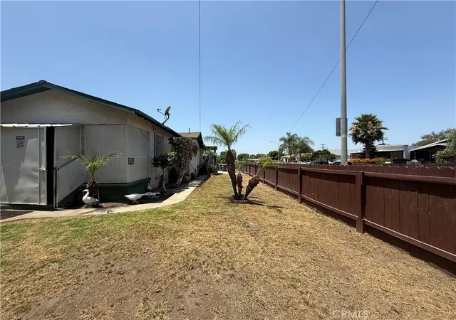 3rd image of 7651 Miramonte, Los Angeles, CA 90001 | MLS# PW26122873