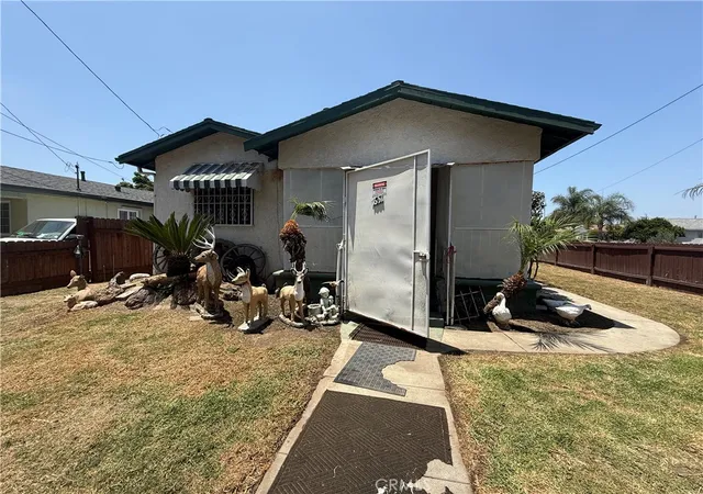 5th image of 7651 Miramonte, Los Angeles, CA 90001 | MLS# PW26122873
