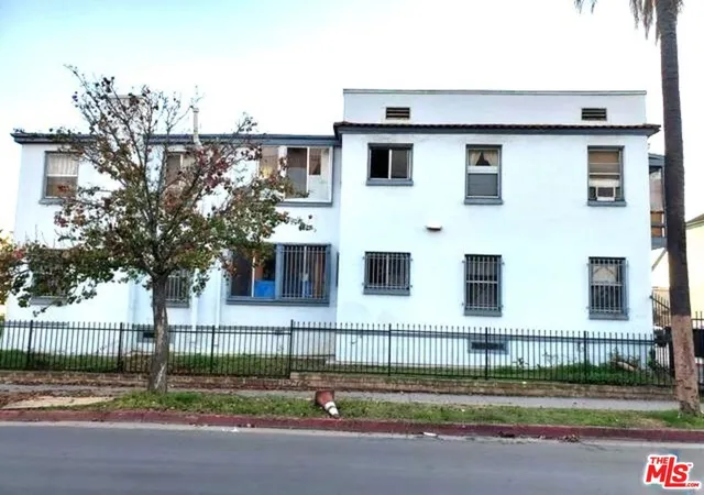 Photo 3 of Multi family home for sale at 901 S Catalina St, Los Angeles, CA 90006 | MLS# 26843661 | Listing updated on 2026-06-13