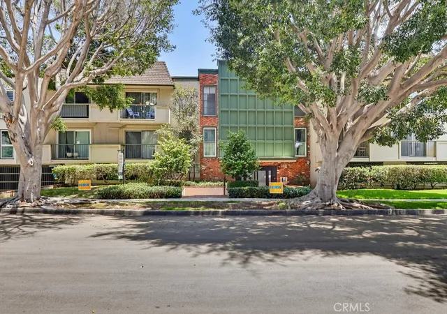 Photo 1 of Condo for sale at 3640 Cardiff Ave #210, Los Angeles, CA 90034 | MLS# SR26117127 | Listing updated on 2026-08-04