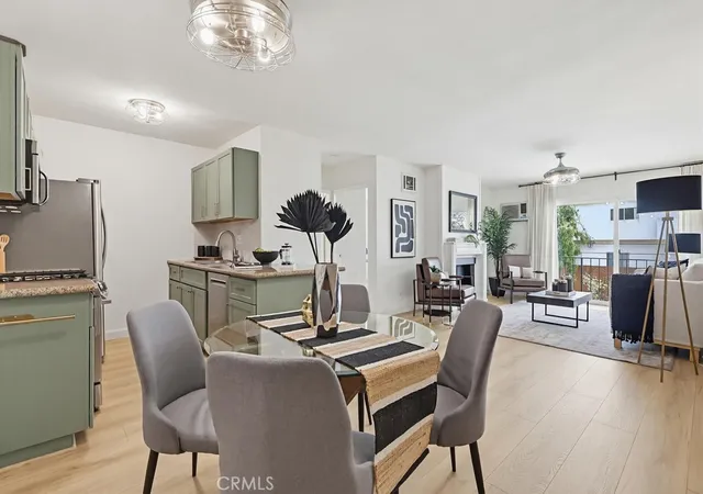 Listing Photo 5 - Condo for sale in Cardiff Terrace located at 3640 Cardiff, Los Angeles, CA 90034 - Unit #210