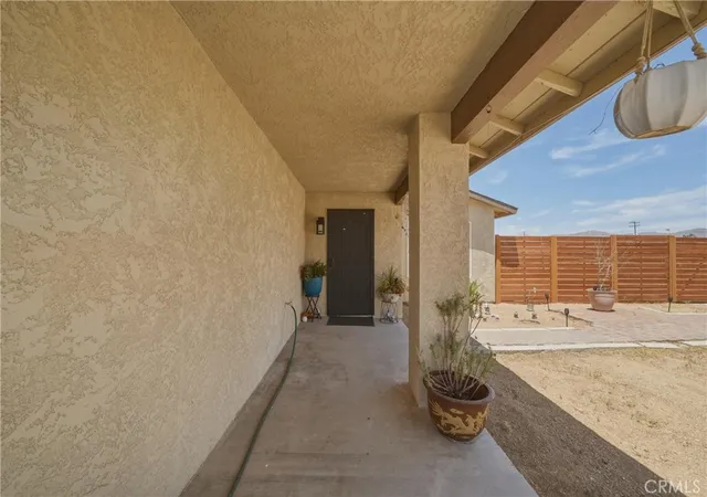 Photo 4 of Single family home for sale at 23560 Tussing Ranch, Apple Valley, CA 92308 | MLS# DW26122106 | Listing updated on 2026-10-01