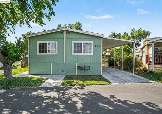 Homes for sale in Bethel Island, CA | 236 Fairway Dr, Bethel Island, CA 94511 | MLS# 41137387