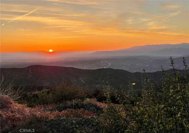 32nd image of 5327 Desert View Ct, Wrightwood, CA 92397 | MLS# SB26120744