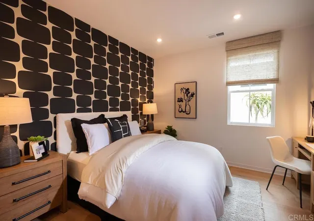 Listing Photo 4 - Condo for sale in building located at 1753 Camino Strava, Chula Vista, CA 91913 - Unit #1