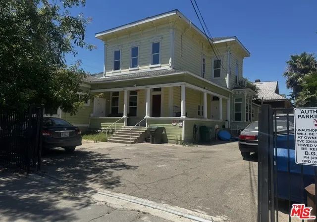 Homes for sale in Stockton, CA | 145 W Flora St, Stockton, CA 95202 | MLS# 26839999