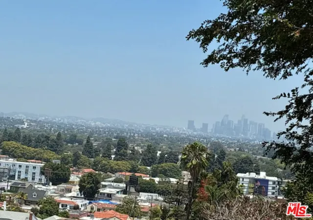 Photo 2 of Sale Pending at 3635 Aureola Blvd, View Park, CA 90008 | MLS# 26842841 | Listing updated on 2026-07-14
