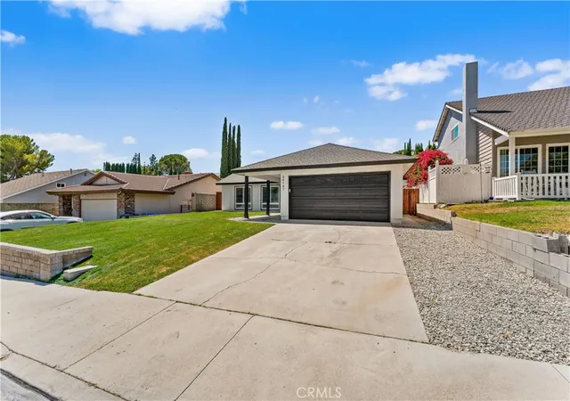 Homes for sale in Canyon Country, CA | 29147 Lotusgarden Dr, Canyon Country, CA 91387 | MLS# SR26107323