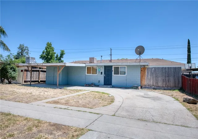 2nd image of 2326 E Hampton, Fresno, CA 93726 | MLS# FR26123165