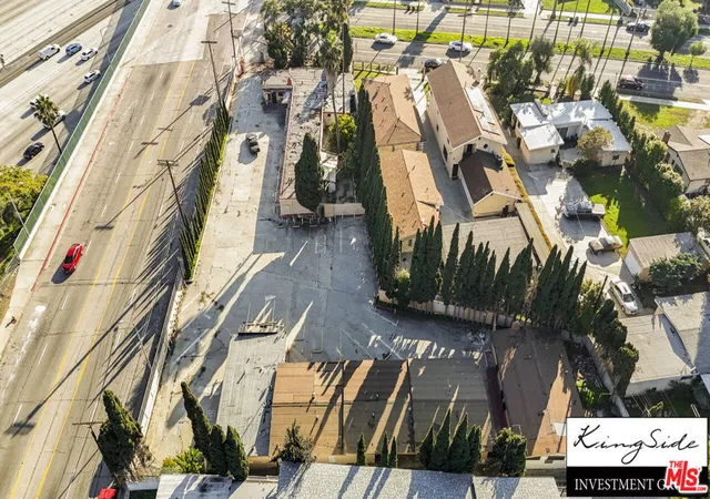 Photo 4 of Sale Pending at 503 W Athens Blvd, Los Angeles, CA 90044 | MLS# 26843971 | Listing updated on 2026-06-30